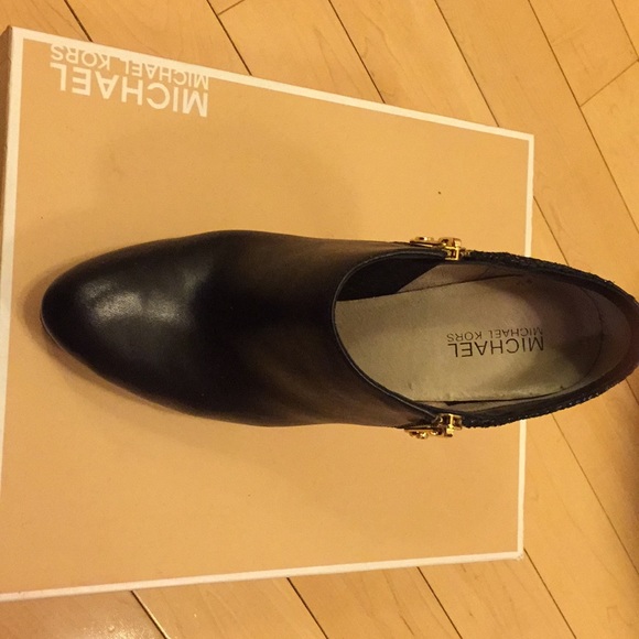 Michael Kors leather High heels booties - Picture 3 of 5